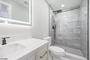 47 Nokomis Ave, Parsippany, NJ 07034 - Photo 21