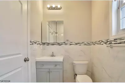 345 N 2nd St, East Newark, NJ 07029 - Photo 19