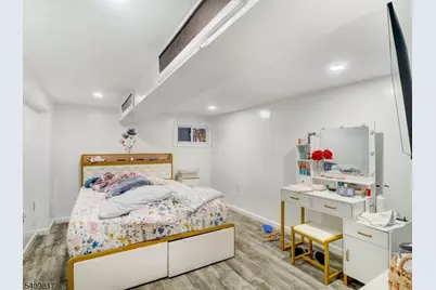 931 Madison Ave, Union Township, NJ 07083 - Photo 23