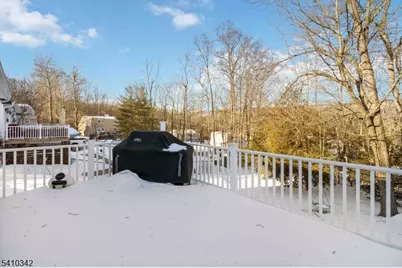 9 McKinley Pl, West Milford, NJ 07480 - Photo 15