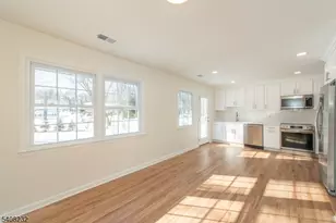 9 Dixon Pl, East Hanover Township, NJ 07936 - Photo 11