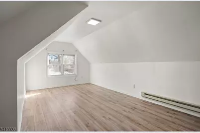 134 Burgess Pl, Passaic, NJ 07055 - Photo 31