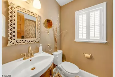 262 Claremont Ave, Montclair, NJ 07042 - Photo 15