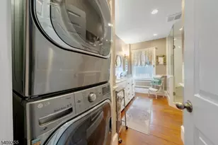 262 Claremont Ave, Montclair, NJ 07042 - Photo 17