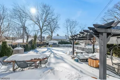 262 Claremont Ave, Montclair, NJ 07042 - Photo 33