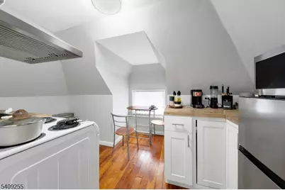 262 Claremont Ave, Montclair, NJ 07042 - Photo 29