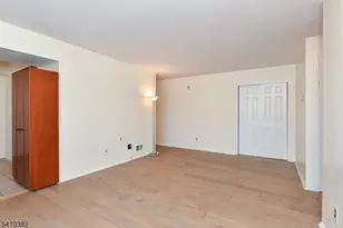 290A Alpine Way, Woodbridge Township, NJ 07095 - Photo 9