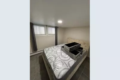 934 Monroe Ave, Elizabeth, NJ 07208 - Photo 11