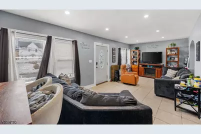 280 8th Ave, Paterson, NJ 07514 - Photo 5