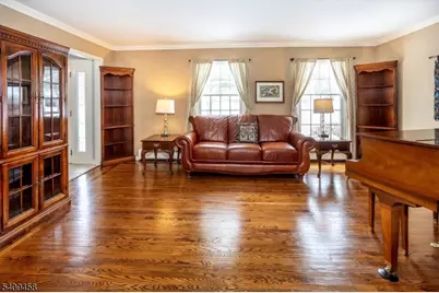 4 Ash Cir, Hanover Township, NJ 07950 - Photo 9