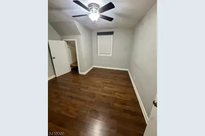 373 Floral Ln, Saddle Brook Township, NJ 07663 - Photo 9