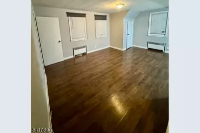 373 Floral Ln, Saddle Brook Township, NJ 07663 - Photo 3