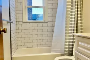 365 Patricia Ct, Union Township, NJ 07083 - Photo 7