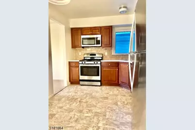 365 Patricia Ct, Union Township, NJ 07083 - Photo 5