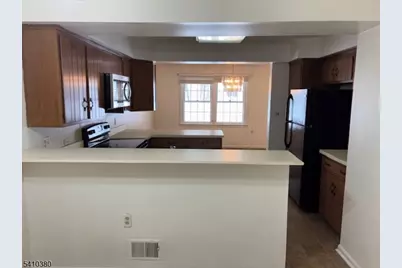 109 Goldfinch Dr, Allamuchy Township, NJ 07840 - Photo 5