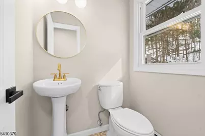 16 Mott Dr, Vernon, NJ 07462 - Photo 27