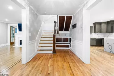 764 Goffle Rd, Hawthorne, NJ 07506 - Photo 19