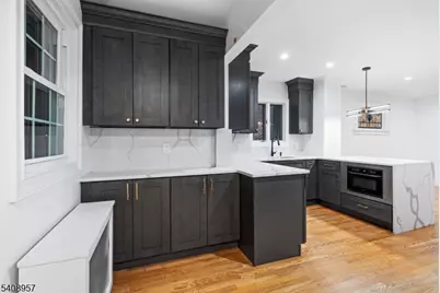 764 Goffle Rd, Hawthorne, NJ 07506 - Photo 15