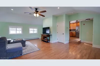 2 Center St, Holland Township, NJ 08848 - Photo 11