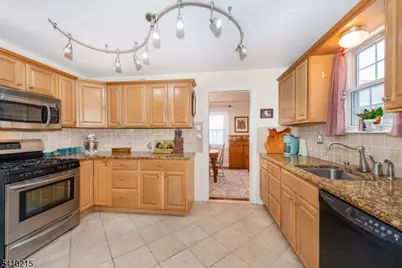 46 Summit Ave, Bloomfield Twp., NJ 07003 - Photo 17