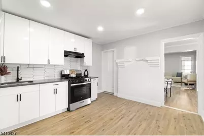 13 Orange Pl, Irvington, NJ 07111 - Photo 11