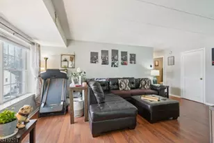 12 Iron Forge Square, Pompton Lakes, NJ 07442 - Photo 9