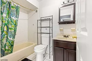 457 Irvine Turner Blvd, Newark, NJ 07108 - Photo 15