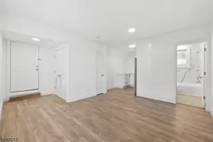 855 S 14th St, Newark, NJ 07108 - Photo 11