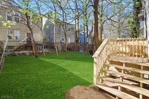 855 S 14th St, Newark, NJ 07108 - Photo 33