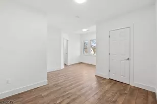 855 S 14th St, Newark, NJ 07108 - Photo 27