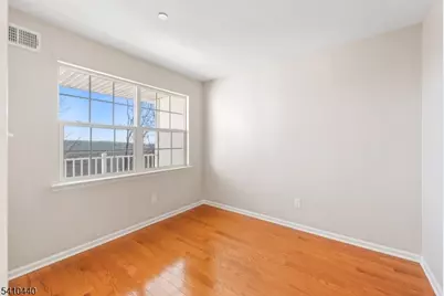 90 Crestview Ln, Mount Arlington, NJ 07856 - Photo 7