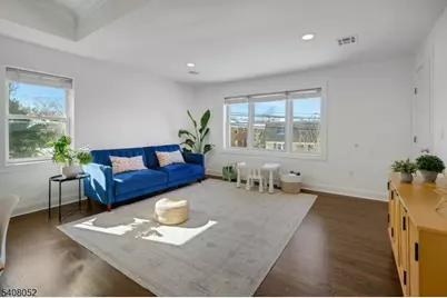 270 Main St #D, Millburn Twp., NJ 07041 - Photo 3