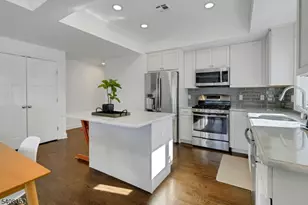 270 Main St, Millburn Twp., NJ 07041 - Photo 9