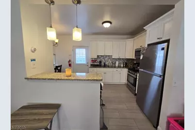 725 Schuyler Ave, Lyndhurst Township, NJ 07071 - Photo 7