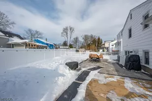 7 Carlson Pl, Parsippany, NJ 07034 - Photo 29