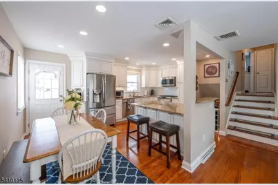 7 Carlson Pl, Parsippany, NJ 07034 - Photo 9