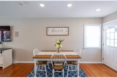 7 Carlson Pl, Parsippany, NJ 07034 - Photo 5