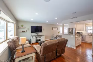 7 Carlson Pl, Parsippany, NJ 07034 - Photo 13