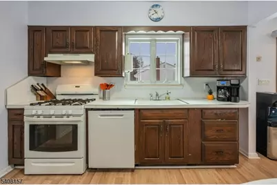 17 Johnson Avenue, West Caldwell, NJ 07006 - Photo 15