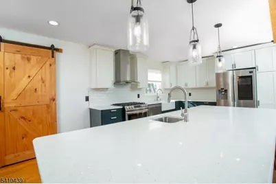 80 Lessing Rd, West Orange Township, NJ 07052 - Photo 9