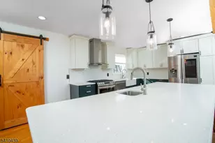 80 Lessing Rd, West Orange Township, NJ 07052 - Photo 9