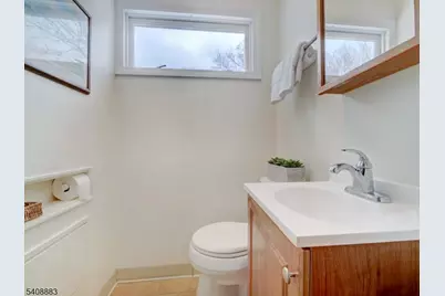 55 Watnong Dr, Morris Plains, NJ 07950 - Photo 13