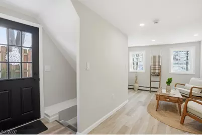 164 York St, Lambertville, NJ 08530 - Photo 9