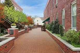 515 Trinity Pl Unit, Westfield, NJ 07090 - Photo 3