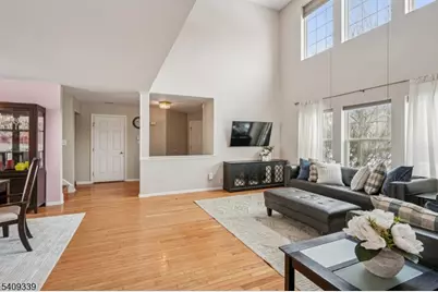 1 Smoke House Ct, Readington, NJ 08889 - Photo 7