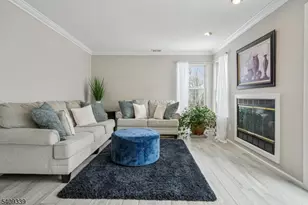 1 Smoke House Ct, Readington, NJ 08889 - Photo 15