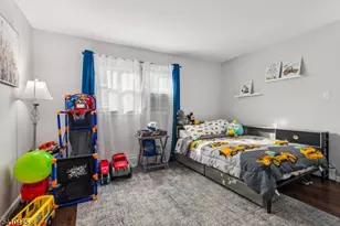 41 Pinetree Dr, Sayreville Boro, NJ 08859 - Photo 11