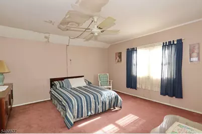 587 Thoreau Ter, Union Township, NJ 07083 - Photo 19