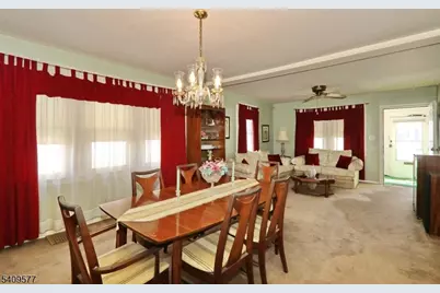 587 Thoreau Ter, Union Township, NJ 07083 - Photo 7