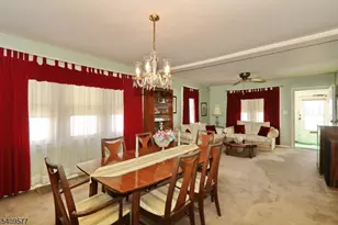 587 Thoreau Terrace, Union Township, NJ 07083 - Photo 7